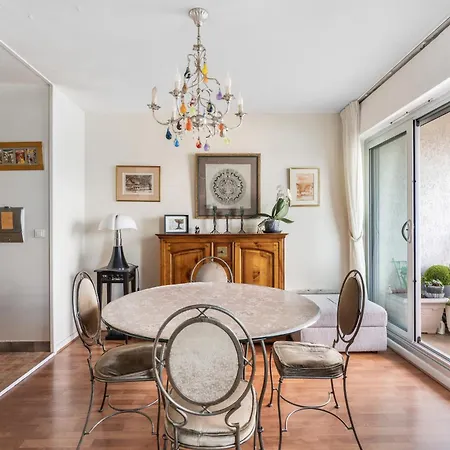 Jemmapes - Lumineux Avec Balcon Proche Du Canal Saint-martin